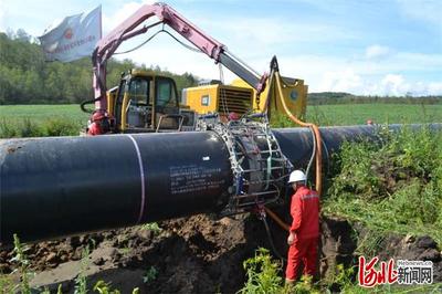 中俄東線天然氣管道工程（長(zhǎng)嶺-永清）主體焊接突破關(guān)鍵節(jié)點(diǎn)，通訊工程同步推進(jìn)